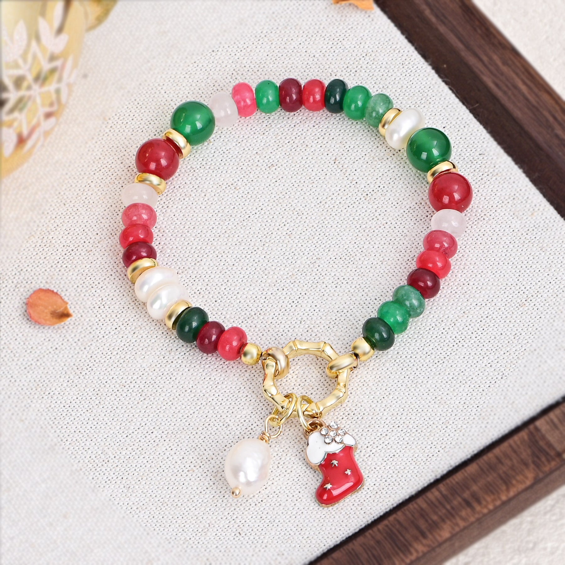 Christmas Glow Pearl Bracelet